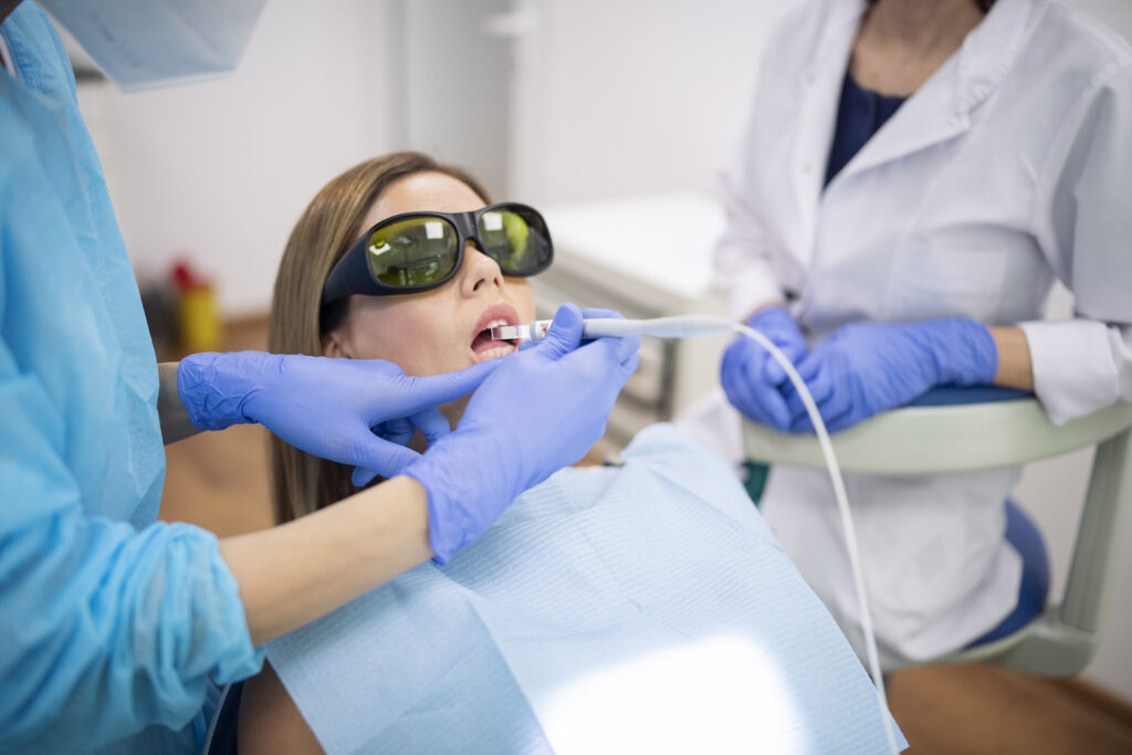 Zastosowanie lasera diodowego PRIMO w stomatologii i chirurgii